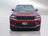 Used 2023 Jeep Grand Cherokee Altitude image 6