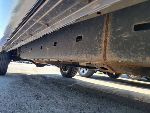 Used 2011 Toyota Tundra 4x4 CrewMax w/ SR5 Pkg image 10