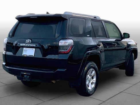 Used 2015 Toyota 4Runner SR5 RWD image 13