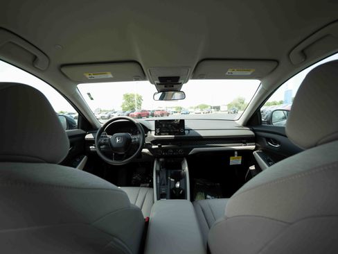 New 2025 Honda Accord LX image 19