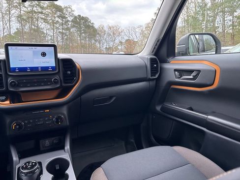 Used 2023 Ford Bronco Sport Badlands image 12