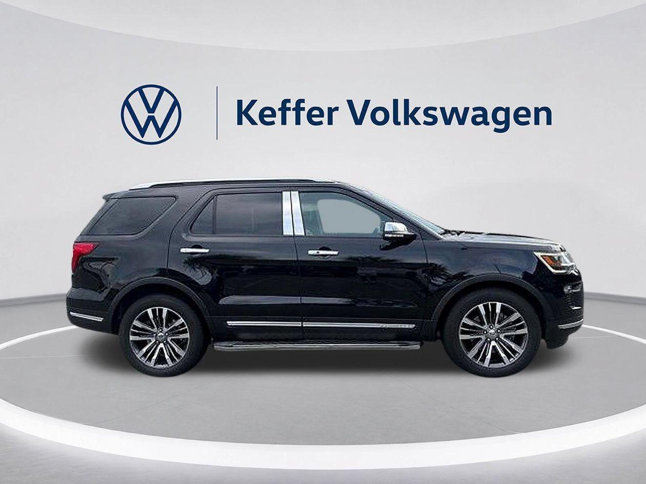Used 2019 Ford Explorer Platinum AWD/4WD image 6
