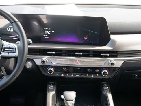 Used 2025 Kia Telluride S AWD/4WD image 33