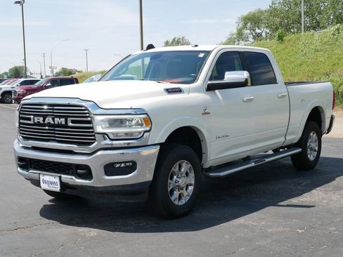Used 2022 RAM 3500 Laramie AWD/4WD image 2