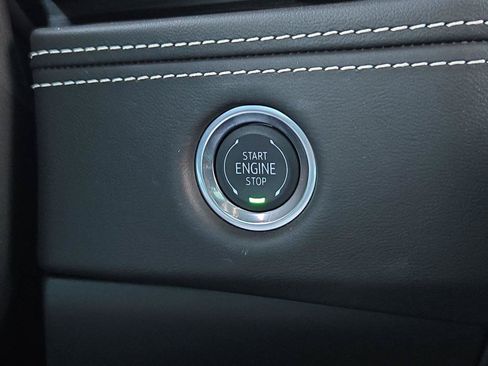 Used 2026 Cadillac Escalade Platinum Luxury w/ LPO, Floor Liner Package AWD/4WD image 24