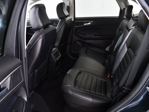 Used 2022 Ford Edge SEL w/ Convenience Package image 16