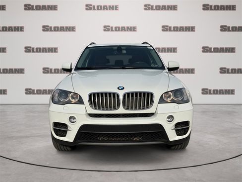 Used 2011 BMW X5 xDrive50i image 8