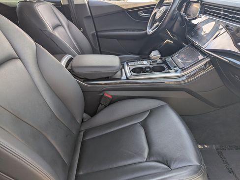 Used 2023 Audi Q7 3.0T Premium Plus image 9