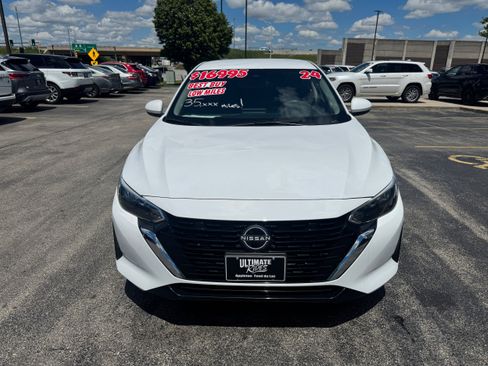 Used 2024 Nissan Sentra S FWD image 2
