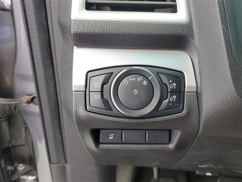 Used 2014 Ford Explorer XLT w/ Equipment Group 202A image 33