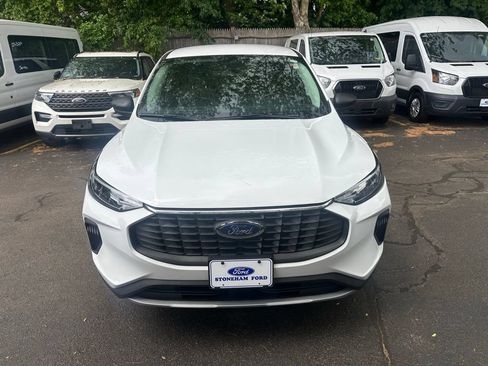 Used 2024 Ford Escape Active AWD/4WD image 2