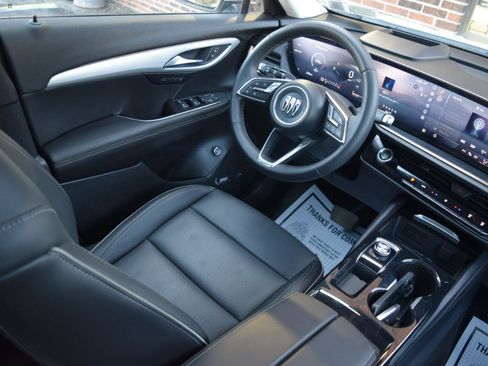 Used 2025 Buick Envision Avenir image 21