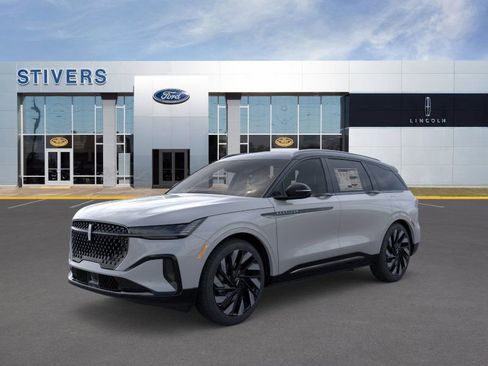 New 2026 Lincoln Nautilus Reserve image 1