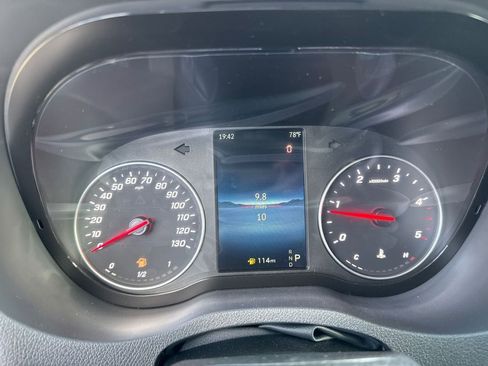 Used 2025 Mercedes-Benz Sprinter 2500 image 18