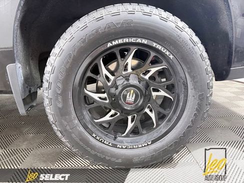 Used 2023 Chevrolet Silverado 1500 LTZ w/ LTZ Convenience Package II AWD/4WD image 22