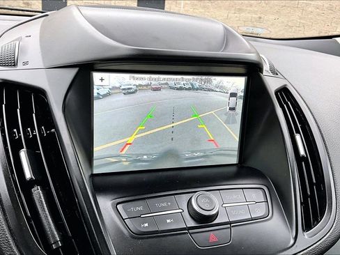 Used 2019 Ford Escape SEL image 20