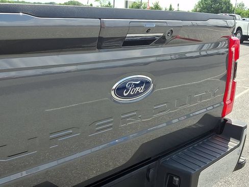 Certified 2023 Ford F250 Lariat w/ Chrome Package AWD/4WD image 30