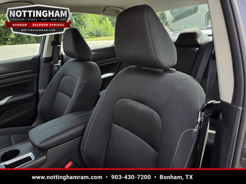 Used 2026 Nissan Altima 2.5 SV FWD image 23