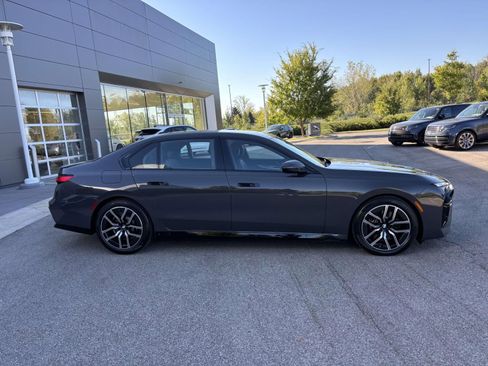 New 2026 BMW 750e xDrive w/ Executive Package AWD/4WD image 8