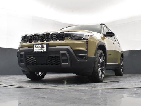 New 2026 Jeep Cherokee Overland w/ Trailer Tow Group AWD/4WD image 20