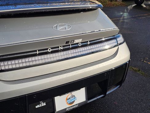 New 2025 Hyundai Ioniq 6 SEL image 13