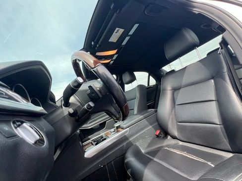 Used 2014 Mercedes-Benz E 350 4MATIC Sedan image 14