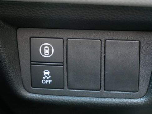 Used 2019 Honda Accord LX image 25