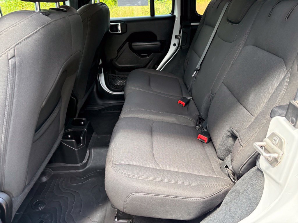 Used 2022 Jeep Wrangler Unlimited Sport AWD/4WD image 40