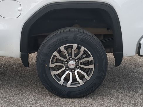 Used 2023 GMC Sierra 1500 AT4 AWD/4WD image 10