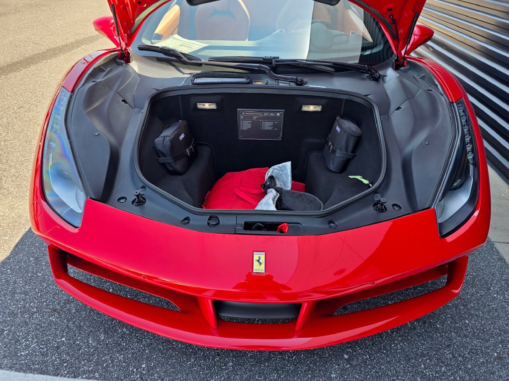 Used 2018 Ferrari 488 Spider RWD image 43