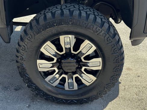 Used 2025 GMC Sierra 2500 Denali Ultimate AWD/4WD image 52