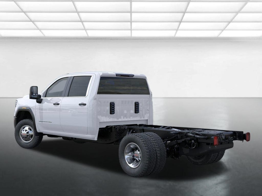 New 2026 GMC Sierra 3500 Pro w/ Convenience Package AWD/4WD image 3