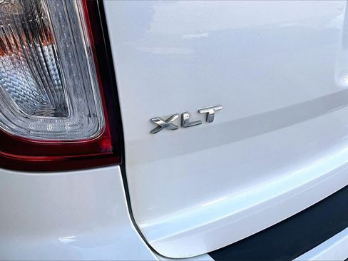 Used 2014 Ford Explorer XLT w/ Equipment Group 202A image 34