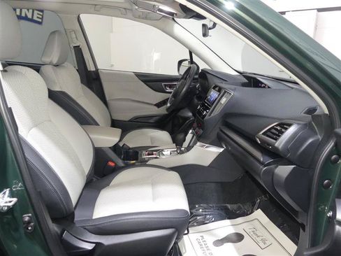 Used 2024 Subaru Forester Premium AWD/4WD image 20