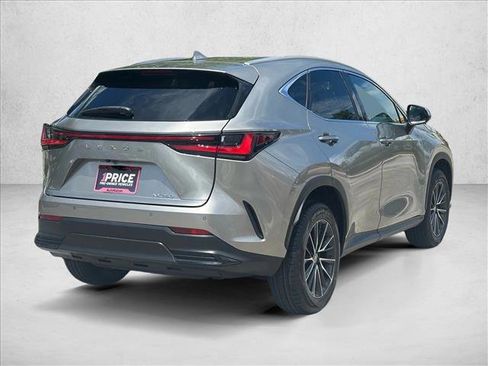 Used 2024 Lexus NX 250 FWD image 4
