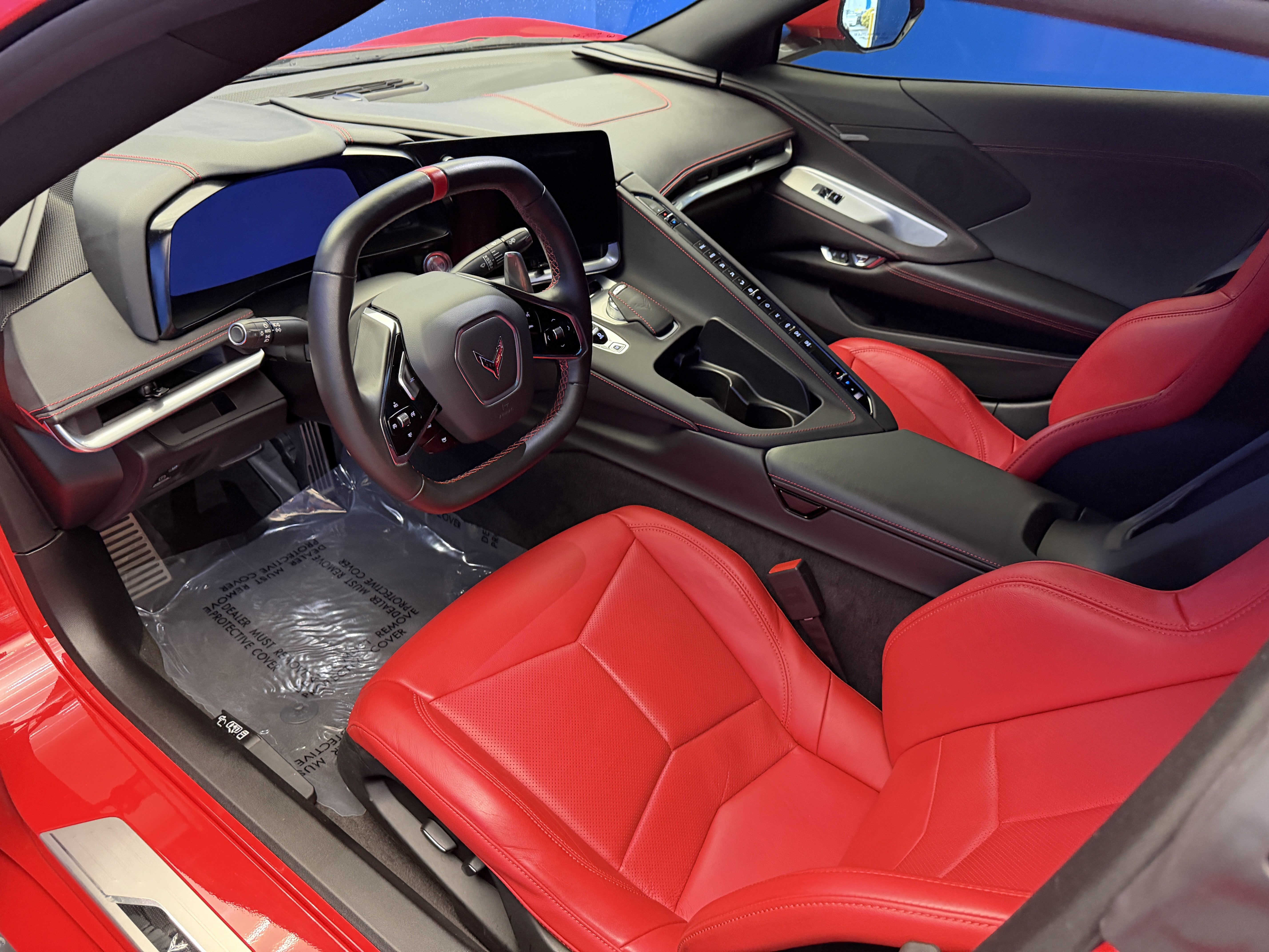 Used 2022 Chevrolet Corvette Stingray Coupe w/ Z51 Performance Package RWD image 12