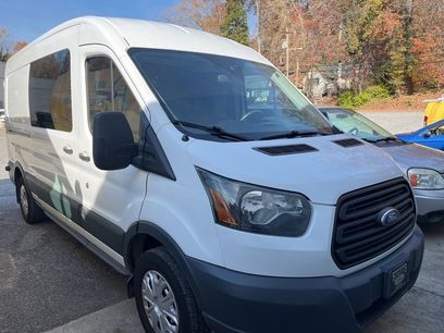 New 2024 Ford Transit 250 148 Medium Roof w/ Load Area Protection Package