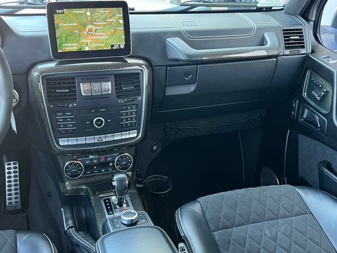 Used 2018 Mercedes-Benz G 550 Squared image 28