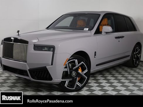 New 2026 Rolls-Royce Cullinan Black Badge image 1