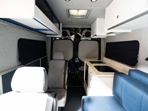 Used 2021 Mercedes-Benz Sprinter 2500 w/ Premium Plus Package image 55