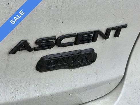 Used 2025 Subaru Ascent Onyx Edition w/ Onyx Package image 5