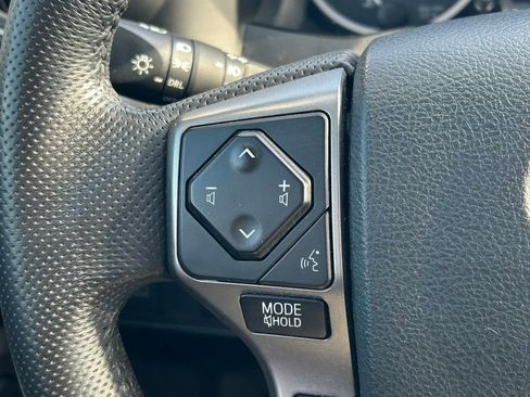 Used 2020 Toyota Tacoma SR5 image 34