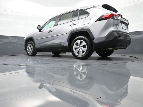 Certified 2023 Toyota RAV4 LE image 31