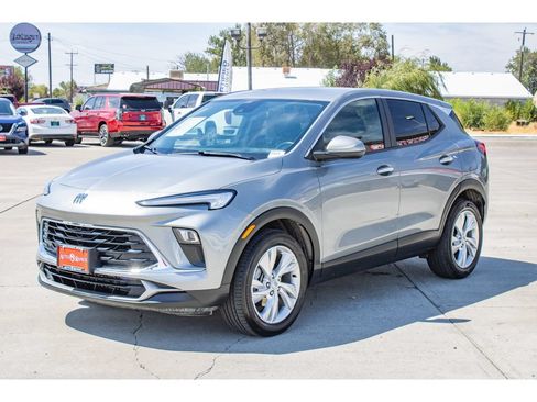 Used 2024 Buick Encore GX Preferred FWD image 4