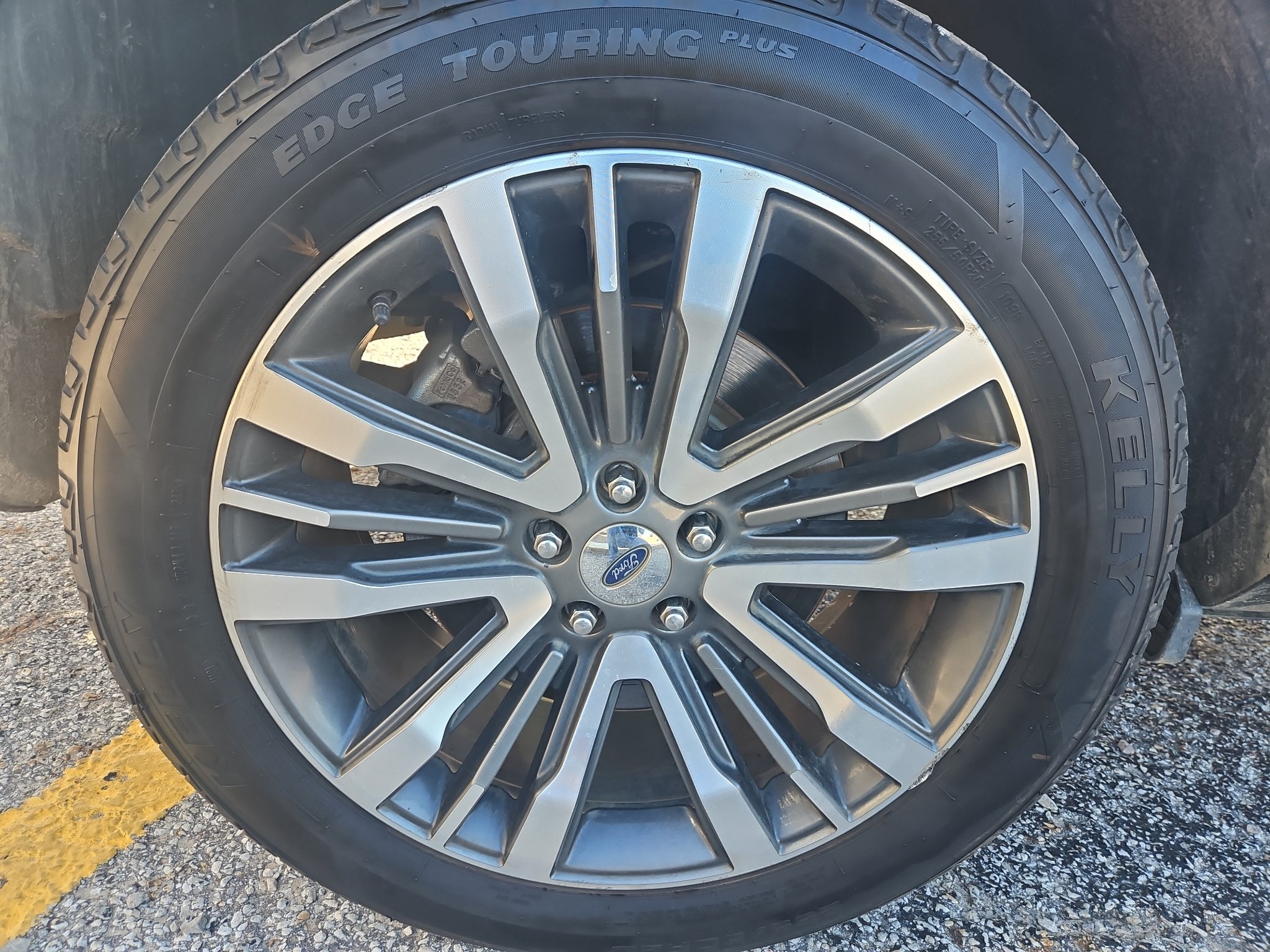 Used 2017 Ford Explorer Platinum AWD/4WD image 9
