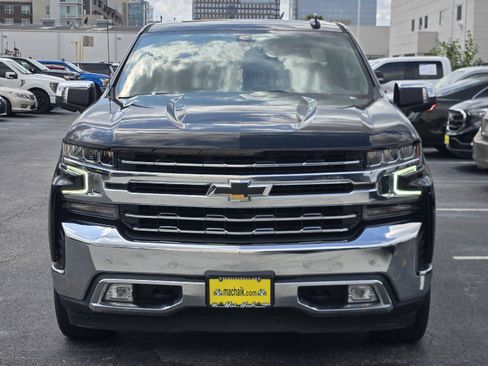 Used 2021 Chevrolet Silverado 1500 LTZ RWD image 2