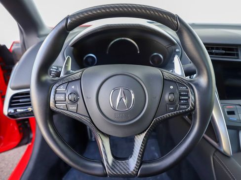 Used 2018 Acura NSX AWD/4WD image 4