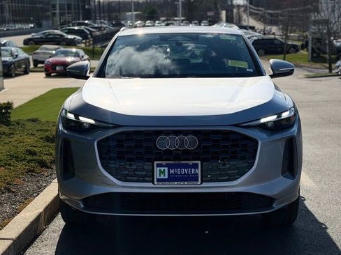 New 2026 Audi Q5 Premium image 5