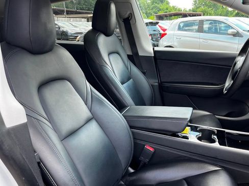 Used 2021 Tesla Model Y Long Range AWD/4WD image 21