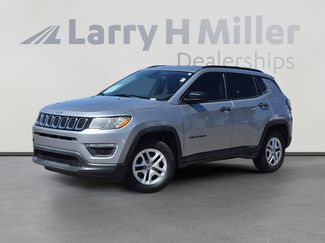 Used 2018 Jeep Compass Sport FWD video 1